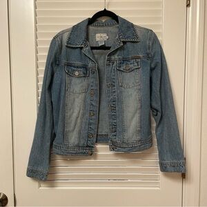 Clavin Klein Women's Blue Denim Jacket, size small